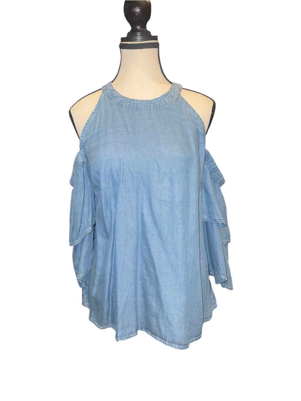 Light Blue Cold-Shoulder Chambray Top Medium